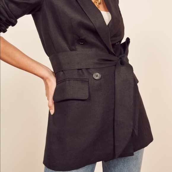 Reformation Rae Blazer (Black) - Picture 3 of 6
